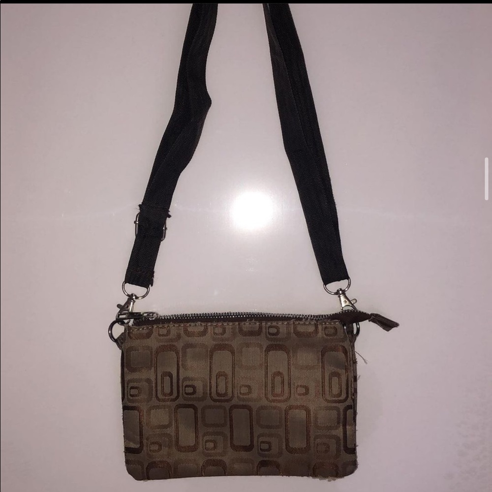 Brown crossbody or shoulder bag